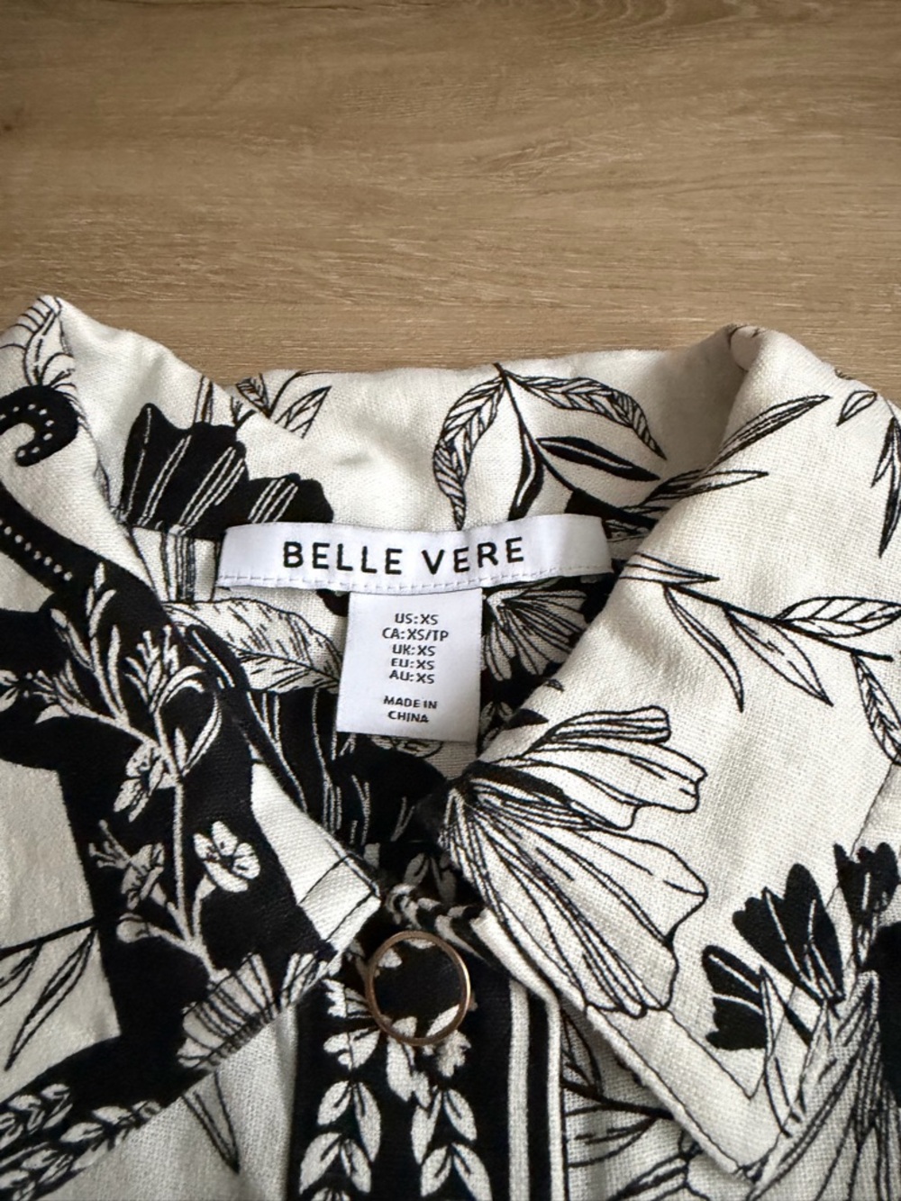 Belle Vere Linen Blend Black and White Romper SZ XS Sleeveless Floral Summer - Picture 3 of 9
